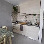 Garda Apartament *